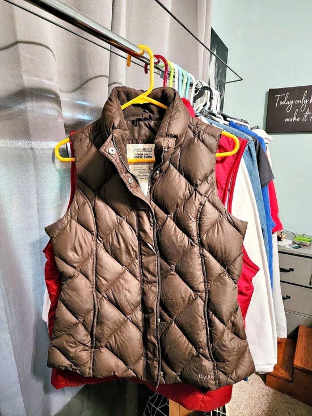Eddie Bauer EB700 Diamond Quilted Down Vest Brown Small